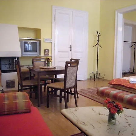 Apartman Historical Centre *